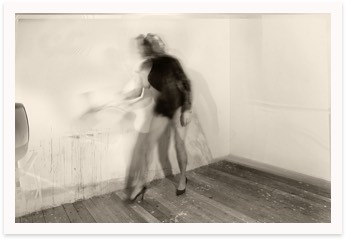 o. T. | I. v. R. №3 | walking through a room | 40 x 60 cm | 2015