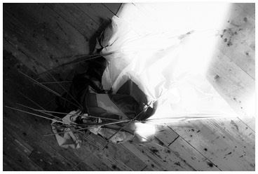 broken Umbrella | Fotografie  | 42 x 59.4 cm | 21 x 30 cm | 2022